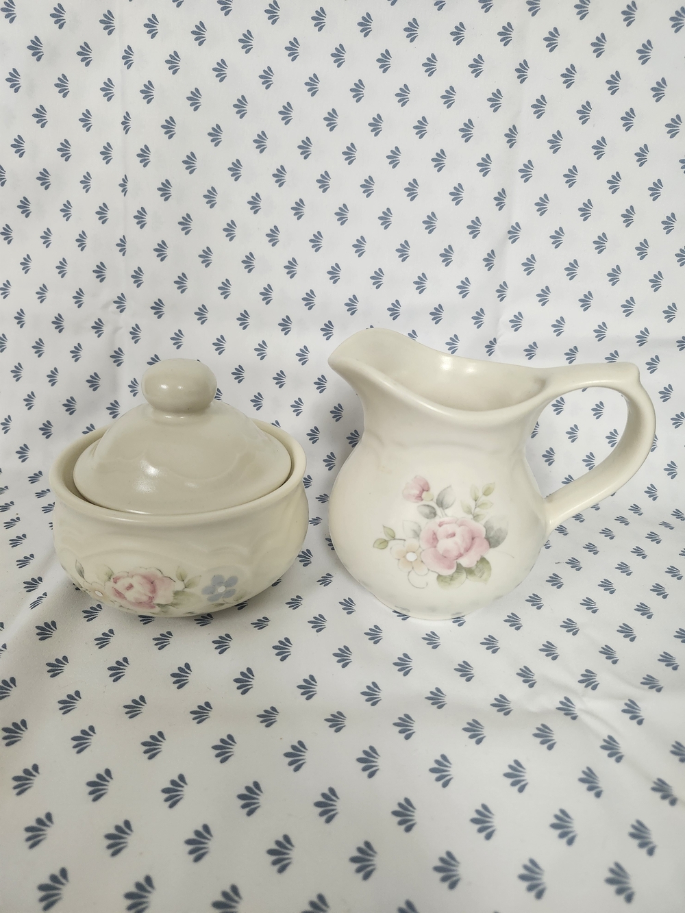Floral Ceramic Creamer and Sugar Set in Soft Ivory with Pink Rose